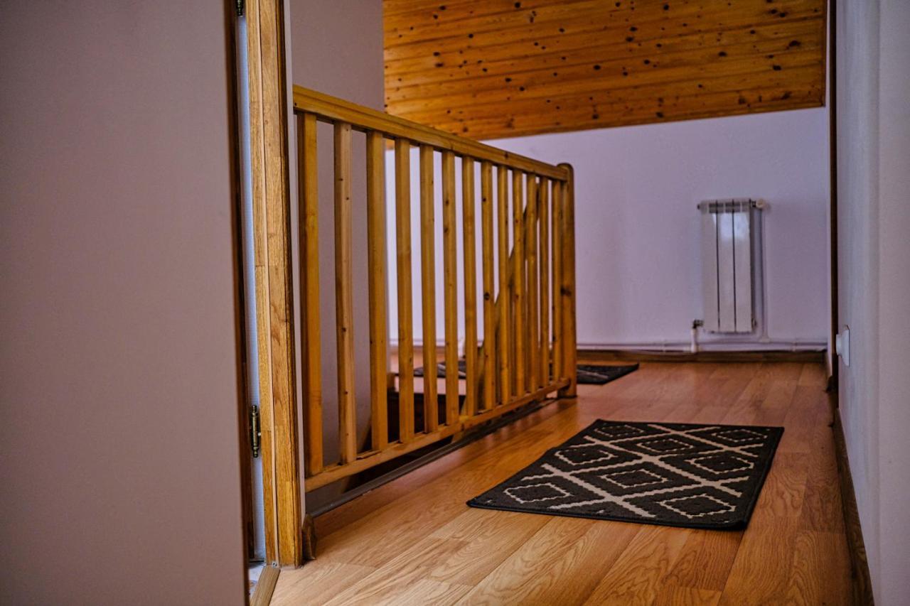 Appartement Londof Housing City Center Braşov Extérieur photo